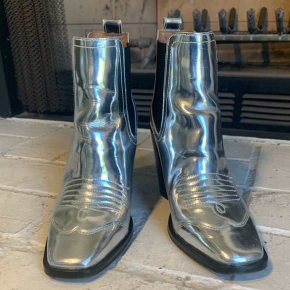 (Off-White) Block Heel Metallic Cowboy Booties - Picture 3 of 11